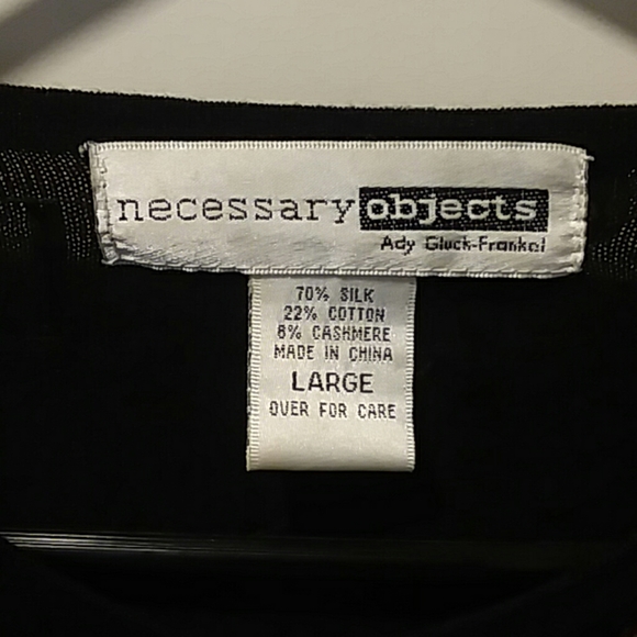 Sweater with bead trim - Picture 5 of 8